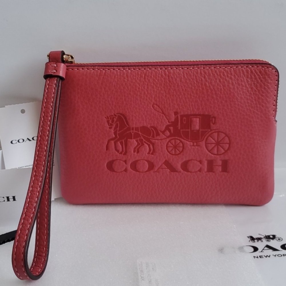 COACH CORNER ZIP WRISTLET WITH HORSE AND CARRIAGE